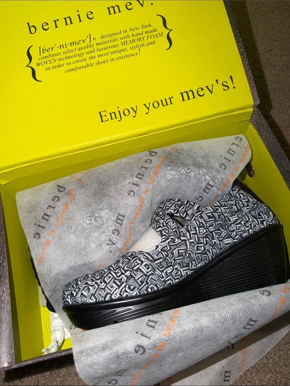 bernie mev. Black and White Woven Slip-On Wedge